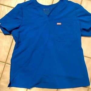 FIGS Catarina Scrub Top